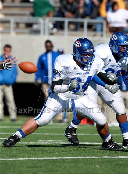 Thumbnail 2 in Pasadena Memorial vs. West Brook (Texas 5A D2 Bi-District Playoff) photogallery.