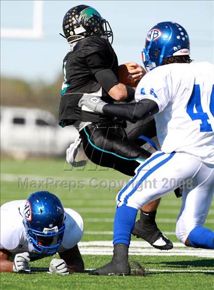 Thumbnail 1 in Pasadena Memorial vs. West Brook (Texas 5A D2 Bi-District Playoff) photogallery.