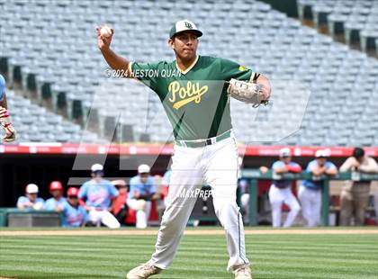 Thumbnail 1 in Santa Ana vs. Long Beach Poly (Halo Classic) photogallery.