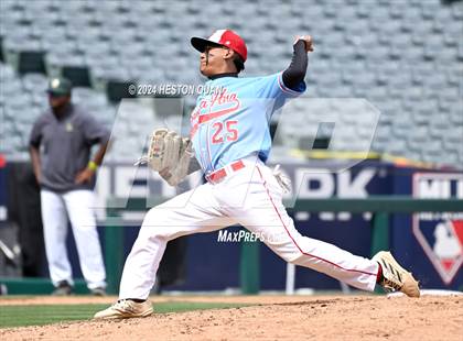 Thumbnail 2 in Santa Ana vs. Long Beach Poly (Halo Classic) photogallery.