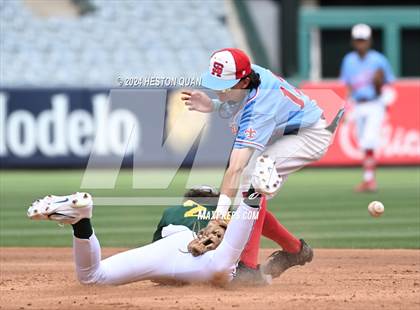 Thumbnail 2 in Santa Ana vs. Long Beach Poly (Halo Classic) photogallery.