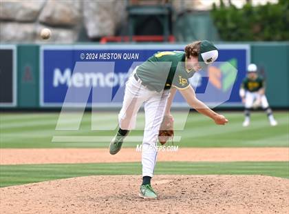 Thumbnail 1 in Santa Ana vs. Long Beach Poly (Halo Classic) photogallery.