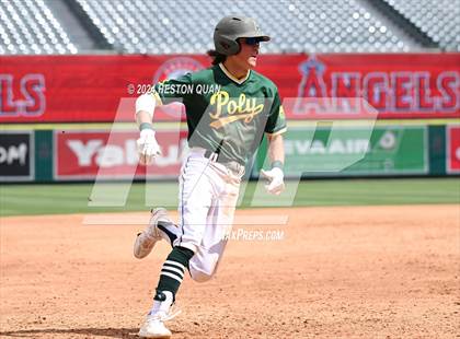 Thumbnail 1 in Santa Ana vs. Long Beach Poly (Halo Classic) photogallery.