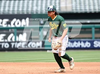 Thumbnail 1 in Santa Ana vs. Long Beach Poly (Halo Classic) photogallery.