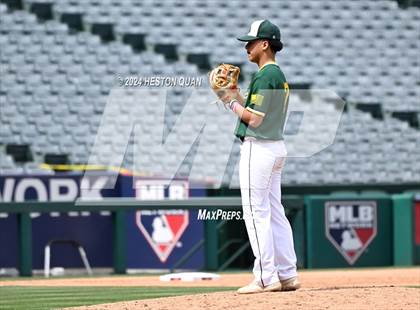 Thumbnail 1 in Santa Ana vs. Long Beach Poly (Halo Classic) photogallery.
