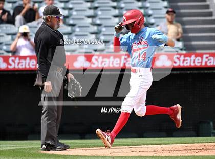 Thumbnail 3 in Santa Ana vs. Long Beach Poly (Halo Classic) photogallery.