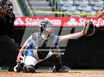 Thumbnail 1 in Santa Ana vs. Long Beach Poly (Halo Classic) photogallery.