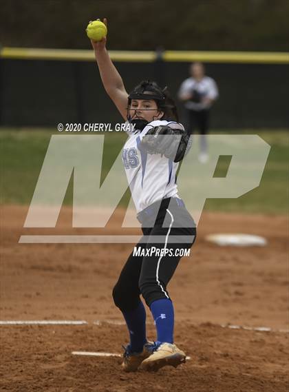 Thumbnail 3 in Unicoi County @ Sullivan Central photogallery.