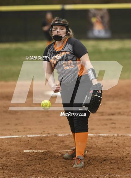 Thumbnail 3 in Unicoi County @ Sullivan Central photogallery.