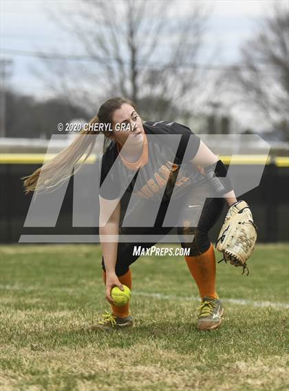 Thumbnail 1 in Unicoi County @ Sullivan Central photogallery.