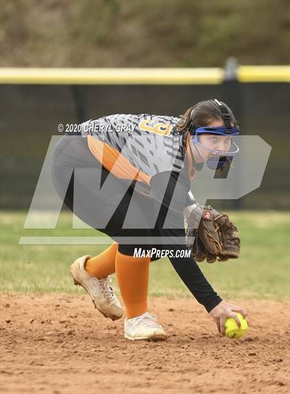 Thumbnail 3 in Unicoi County @ Sullivan Central photogallery.