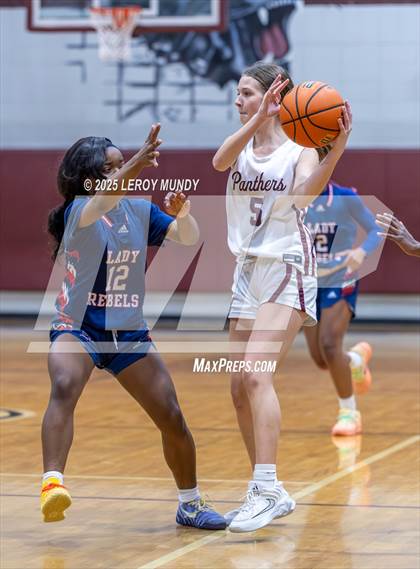 Thumbnail 2 in Strom Thurmond @ Lakeside photogallery.