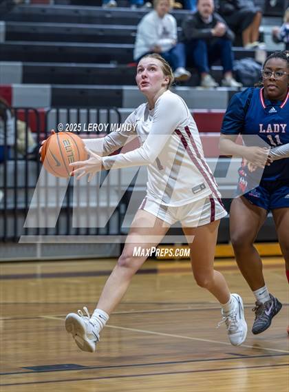 Thumbnail 3 in Strom Thurmond @ Lakeside photogallery.