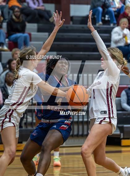 Thumbnail 3 in Strom Thurmond @ Lakeside photogallery.