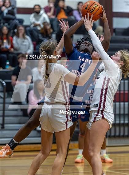 Thumbnail 2 in Strom Thurmond @ Lakeside photogallery.