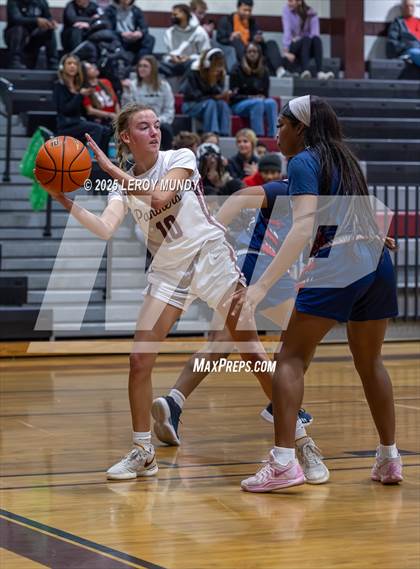 Thumbnail 2 in Strom Thurmond @ Lakeside photogallery.