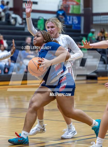 Thumbnail 1 in Strom Thurmond @ Lakeside photogallery.