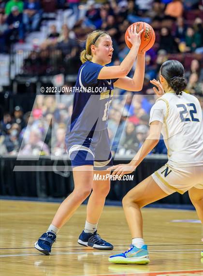 Thumbnail 2 in Notre Dame Catholic vs. Newington (CIAC Class L Final) photogallery.