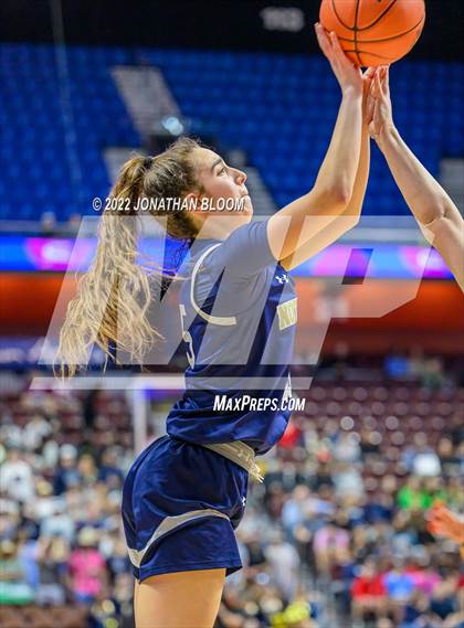 Thumbnail 2 in Notre Dame Catholic vs. Newington (CIAC Class L Final) photogallery.