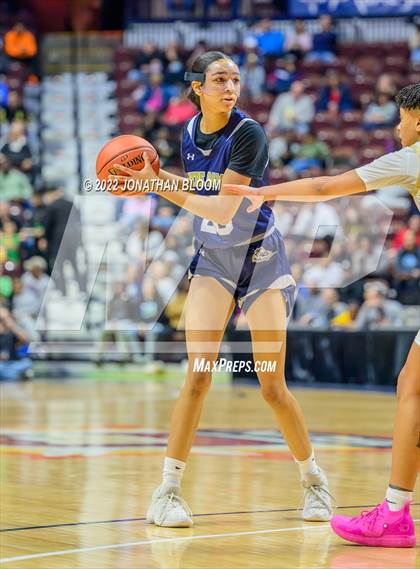 Thumbnail 3 in Notre Dame Catholic vs. Newington (CIAC Class L Final) photogallery.