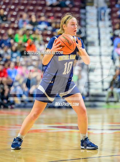 Thumbnail 2 in Notre Dame Catholic vs. Newington (CIAC Class L Final) photogallery.
