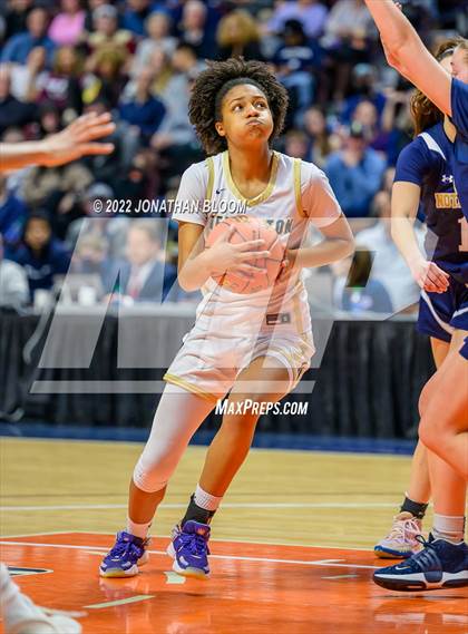 Thumbnail 2 in Notre Dame Catholic vs. Newington (CIAC Class L Final) photogallery.