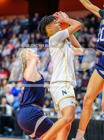 Thumbnail 3 in Notre Dame Catholic vs. Newington (CIAC Class L Final) photogallery.