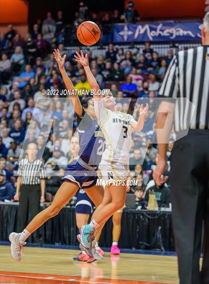 Thumbnail 3 in Notre Dame Catholic vs. Newington (CIAC Class L Final) photogallery.