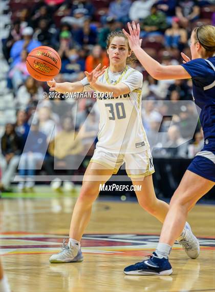 Thumbnail 2 in Notre Dame Catholic vs. Newington (CIAC Class L Final) photogallery.