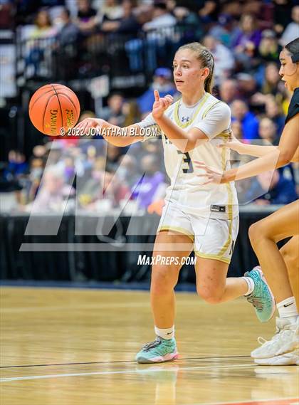 Thumbnail 3 in Notre Dame Catholic vs. Newington (CIAC Class L Final) photogallery.