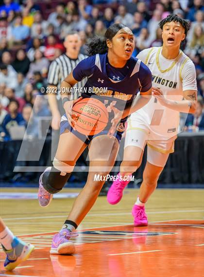 Thumbnail 2 in Notre Dame Catholic vs. Newington (CIAC Class L Final) photogallery.