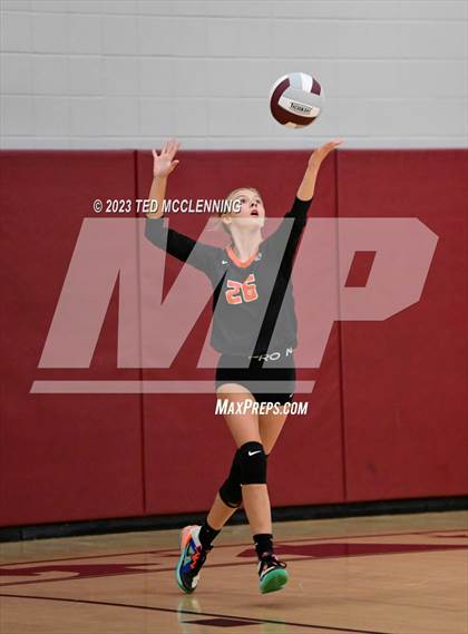 Thumbnail 2 in Lamar @ Perryville photogallery.
