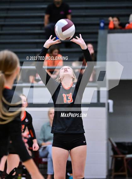 Thumbnail 2 in Lamar @ Perryville photogallery.