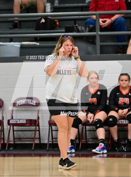 Thumbnail 3 in Lamar @ Perryville photogallery.