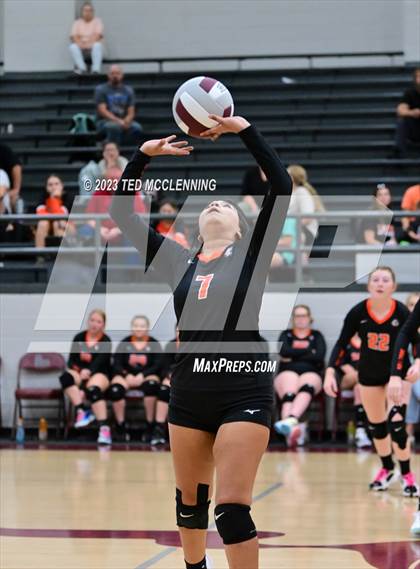 Thumbnail 1 in Lamar @ Perryville photogallery.