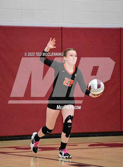 Thumbnail 1 in Lamar @ Perryville photogallery.