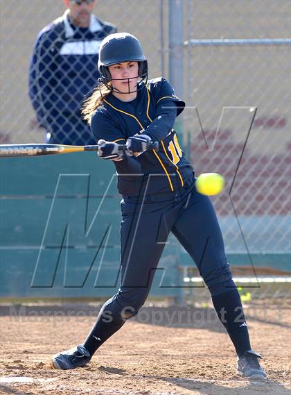Thumbnail 1 in Sutter vs. Galena (Victory Pre-Season T.O.C.) photogallery.