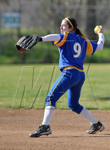 Thumbnail 2 in Sutter vs. Galena (Victory Pre-Season T.O.C.) photogallery.