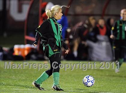 Thumbnail 1 in Bronxville vs Schalmont (NYSPHSAA Class B Semifinal) photogallery.