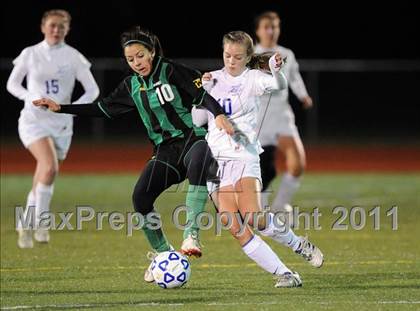 Thumbnail 1 in Bronxville vs Schalmont (NYSPHSAA Class B Semifinal) photogallery.