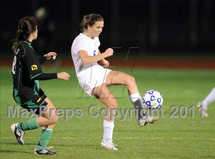 Thumbnail 1 in Bronxville vs Schalmont (NYSPHSAA Class B Semifinal) photogallery.