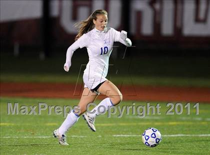 Thumbnail 2 in Bronxville vs Schalmont (NYSPHSAA Class B Semifinal) photogallery.