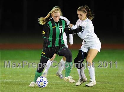 Thumbnail 1 in Bronxville vs Schalmont (NYSPHSAA Class B Semifinal) photogallery.