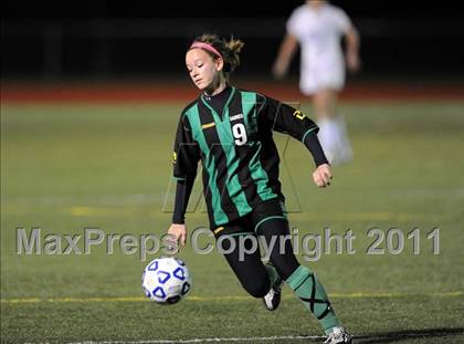Thumbnail 3 in Bronxville vs Schalmont (NYSPHSAA Class B Semifinal) photogallery.