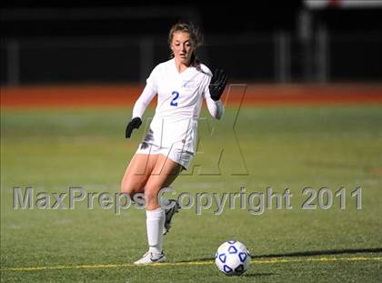 Thumbnail 3 in Bronxville vs Schalmont (NYSPHSAA Class B Semifinal) photogallery.