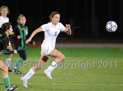 Thumbnail 2 in Bronxville vs Schalmont (NYSPHSAA Class B Semifinal) photogallery.