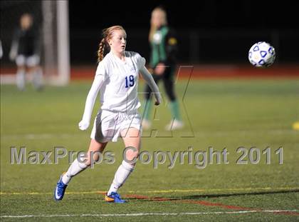 Thumbnail 2 in Bronxville vs Schalmont (NYSPHSAA Class B Semifinal) photogallery.