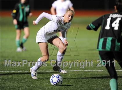 Thumbnail 3 in Bronxville vs Schalmont (NYSPHSAA Class B Semifinal) photogallery.