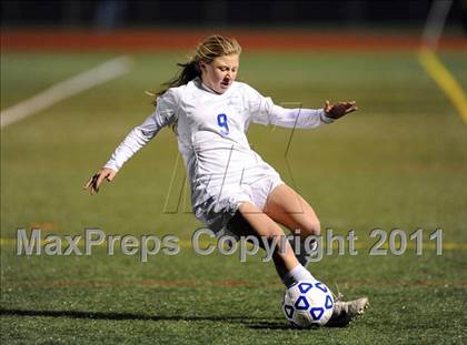 Thumbnail 1 in Bronxville vs Schalmont (NYSPHSAA Class B Semifinal) photogallery.