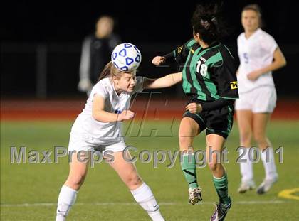 Thumbnail 3 in Bronxville vs Schalmont (NYSPHSAA Class B Semifinal) photogallery.